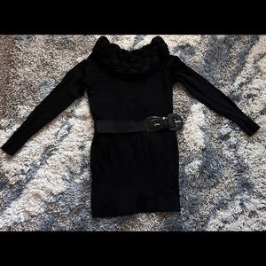 Venus black sweater size m